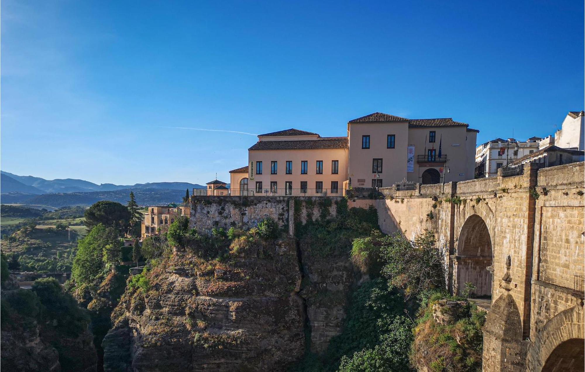 Awesome Home In Algatocin Exterior photo
