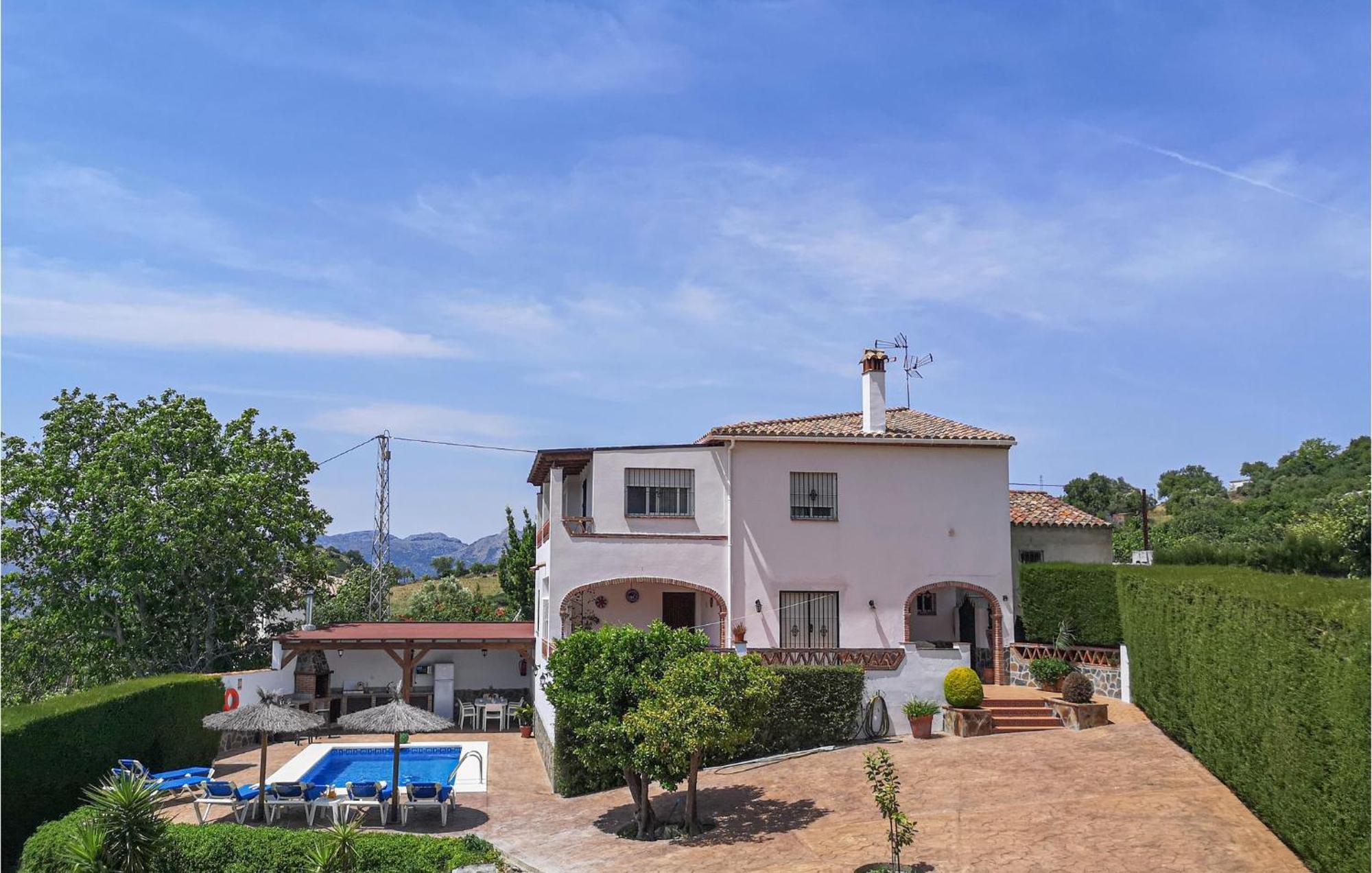Awesome Home In Algatocin Exterior photo